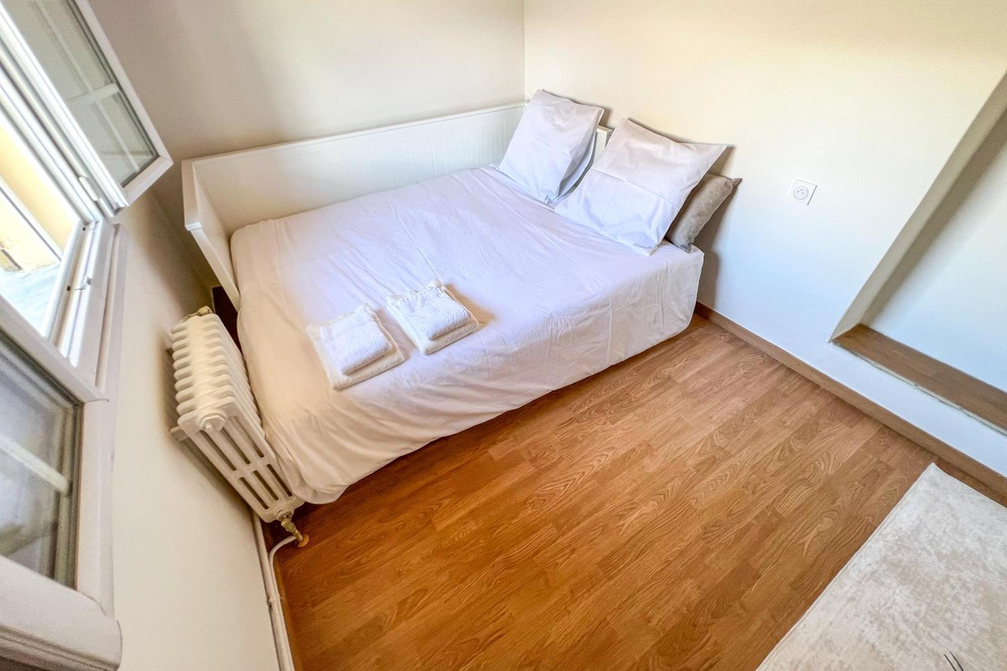 Free Car Parking - Garden - Close To Ramparts Avignone