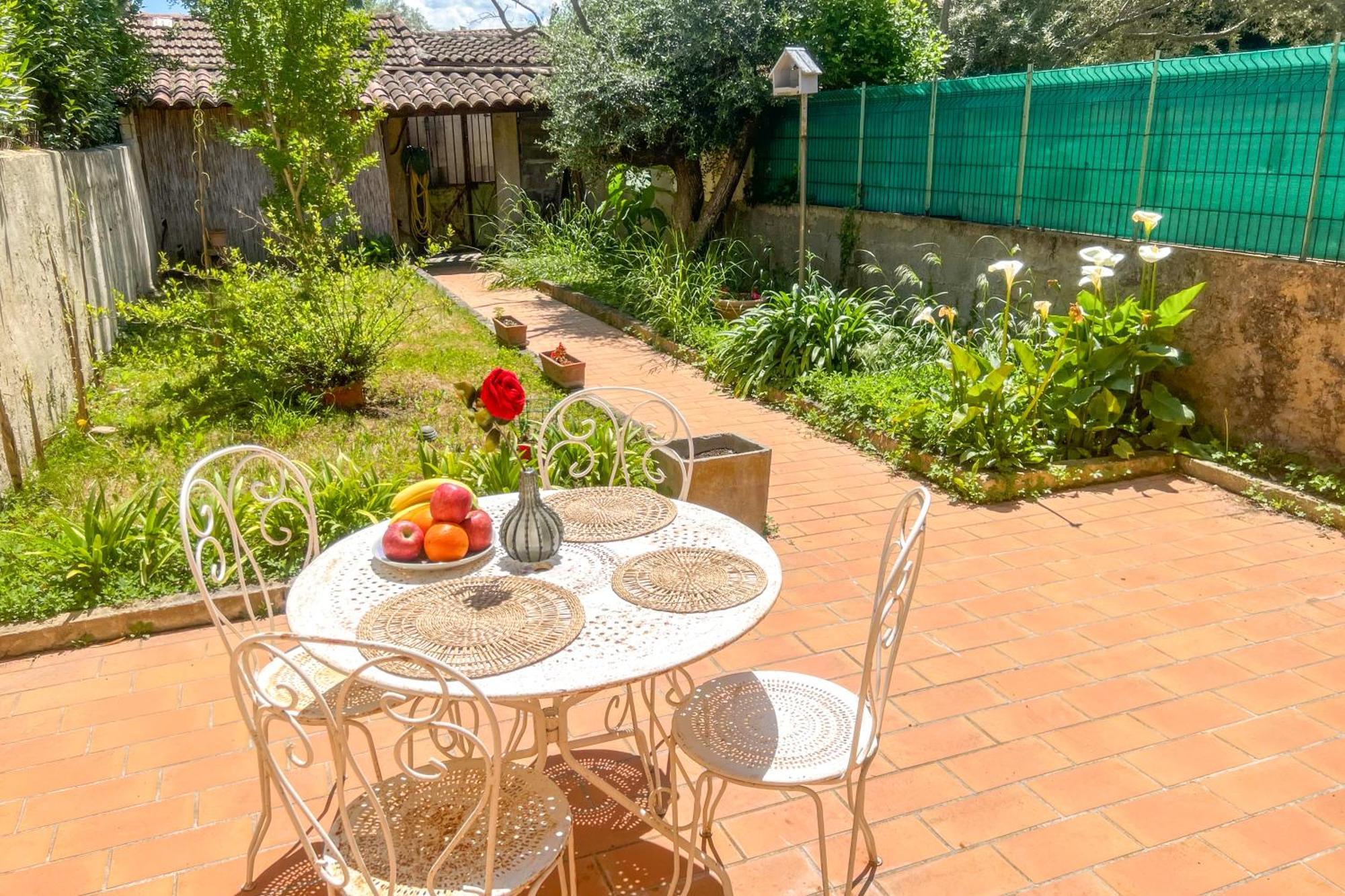 Free Car Parking - Garden - Close To Ramparts Casa vacanze Avignone