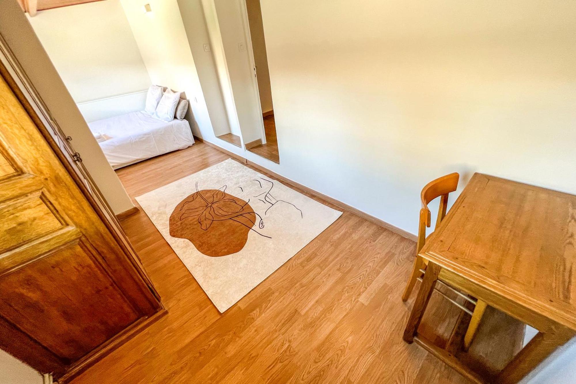 Free Car Parking - Garden - Close To Ramparts Avignon